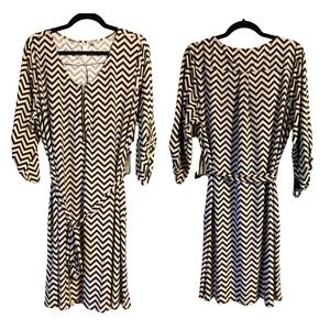 2X Tacera Ivory and Black Chevron Dress